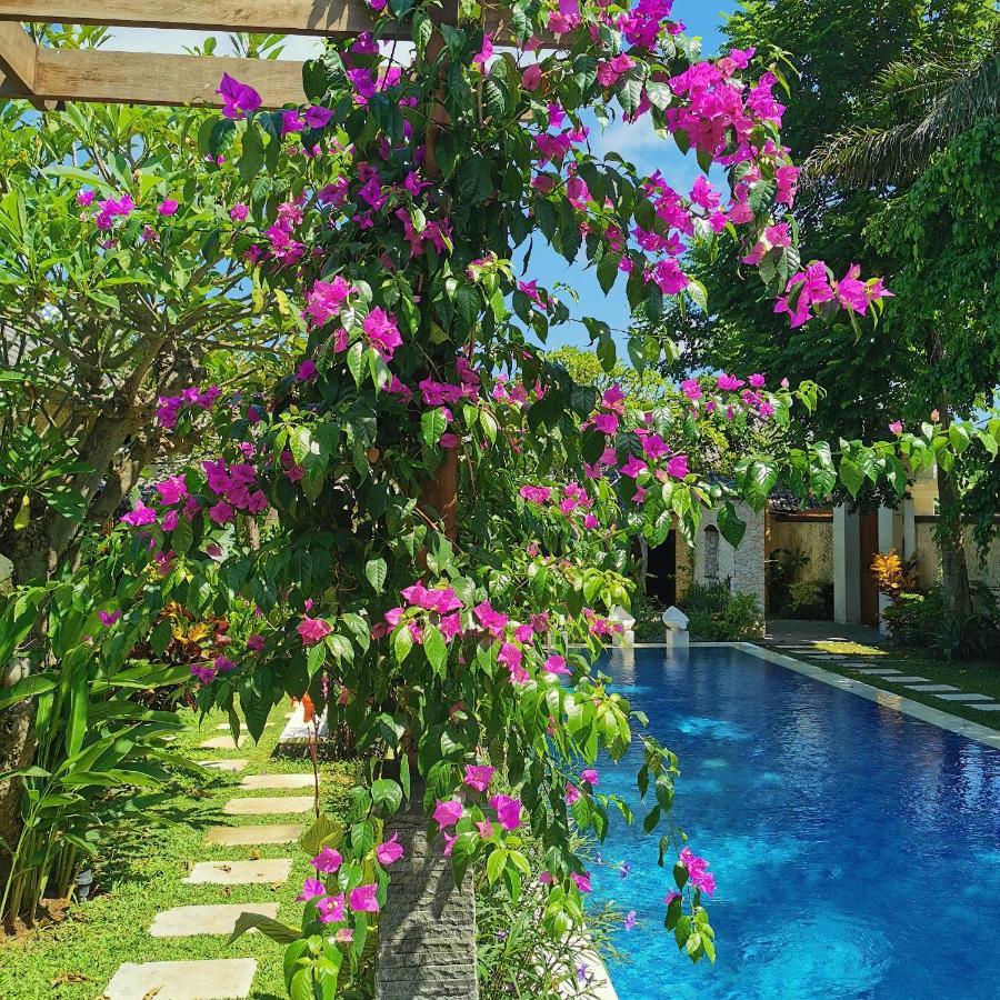 Artoria Dream Villas Bali Nusa Dua  Buitenkant foto
